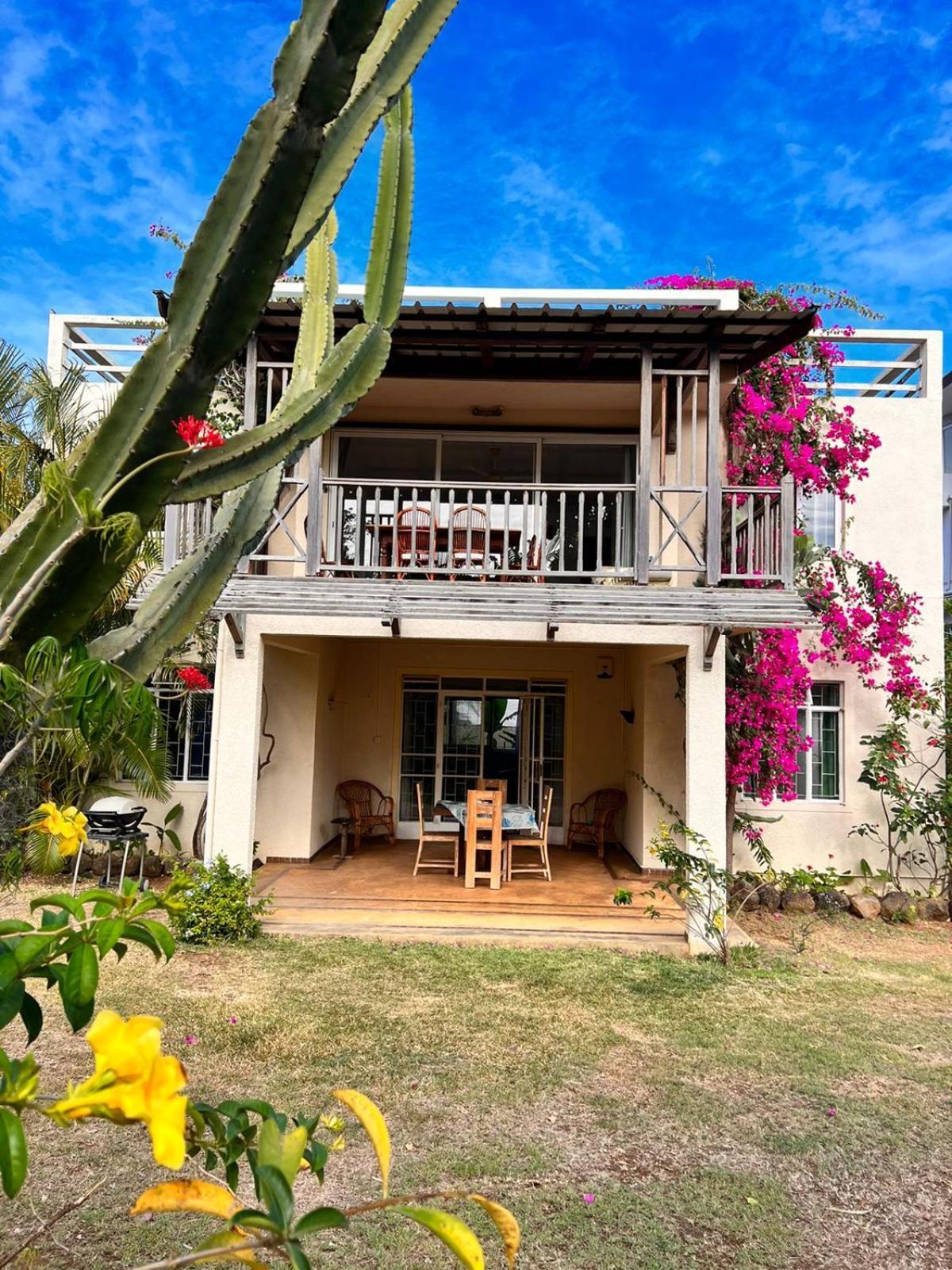 Roche Island Bungalows Grand Baie Exterior foto